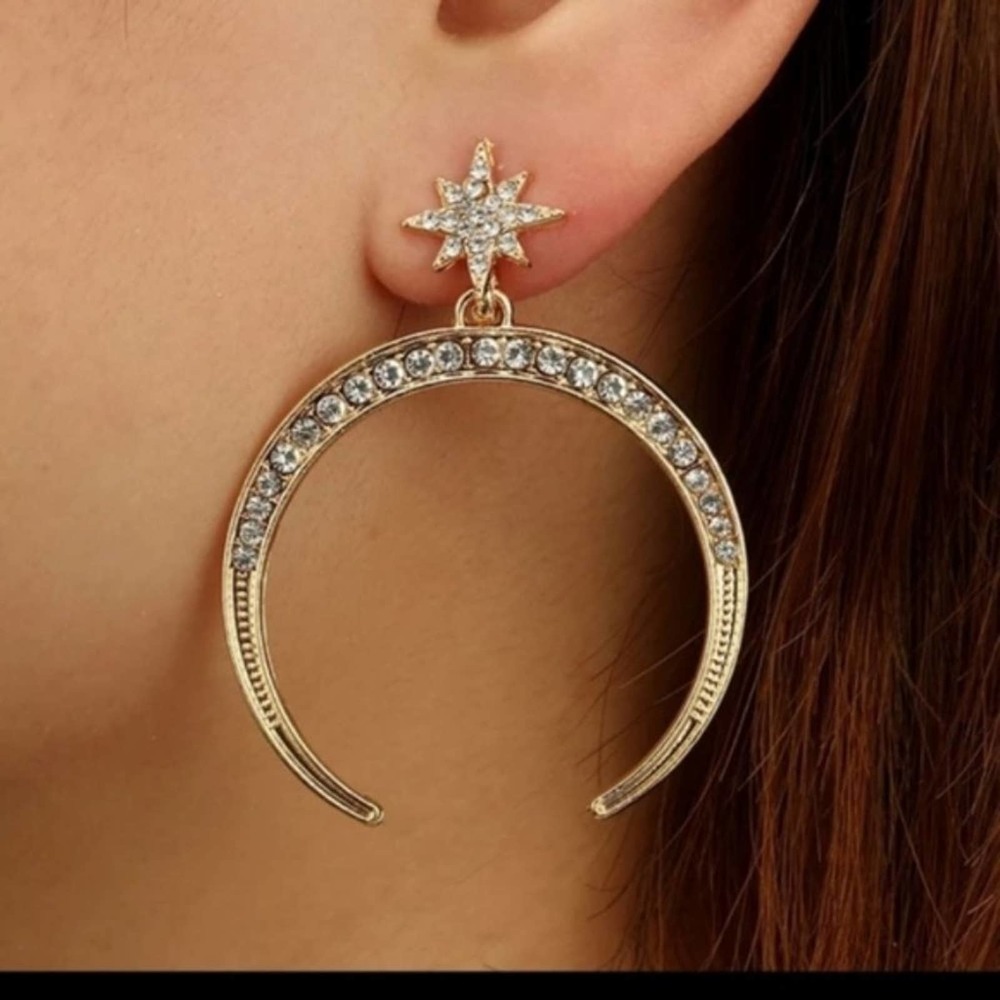 Star & Crescent Moon Earrings Vintage Gold